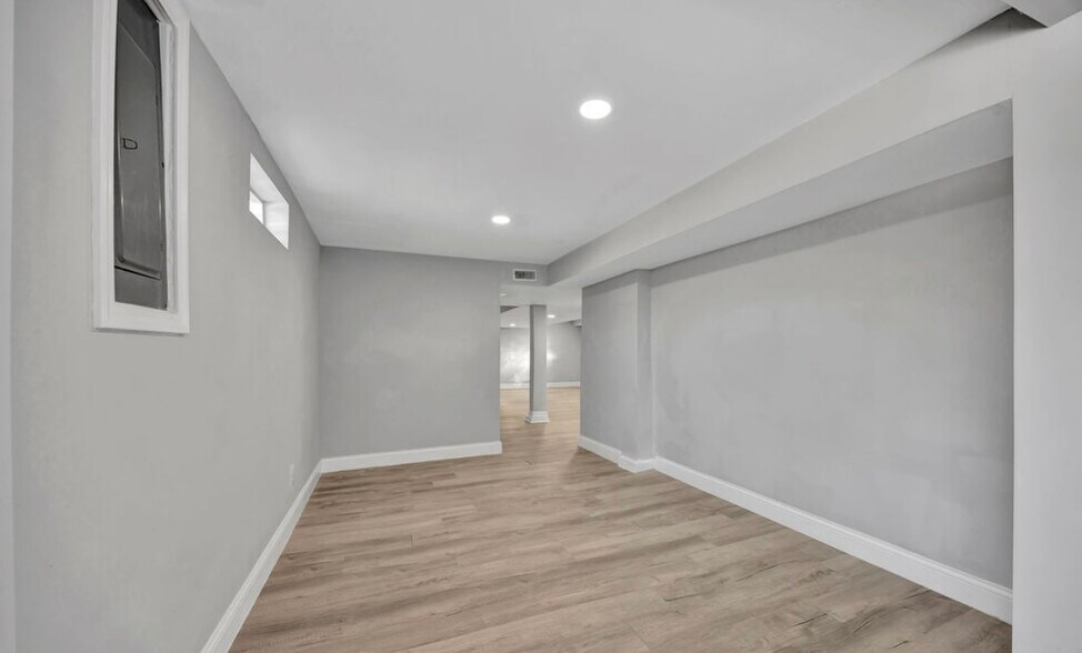 Building Photo - 1381 Old Oxford Rd