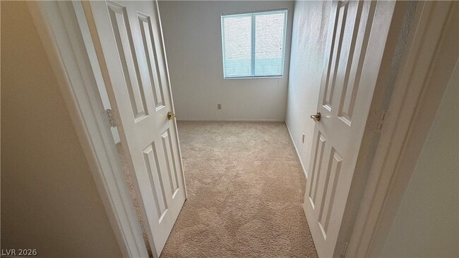 Building Photo - 1328 Maplegrove Cir