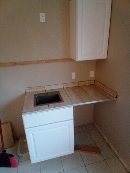 Building Photo - 3116 Joanne Cir