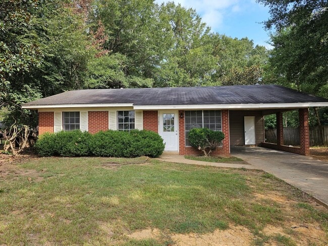 Primary Photo - 1145 McDonald Ave