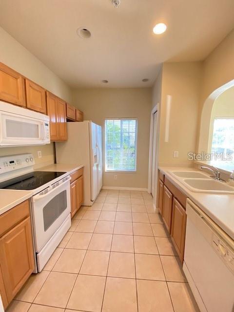 Building Photo - 12996 Coyote Ln