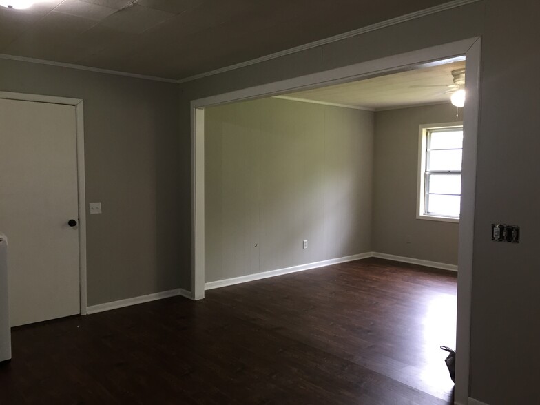 Open floor plan between dining area &amp; kitchen - 294 1st Ave