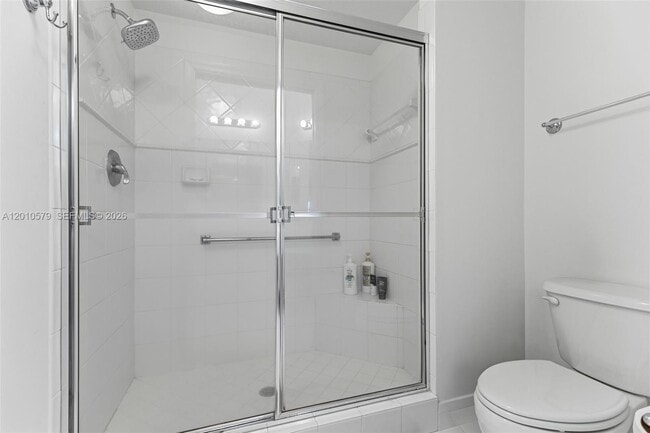 Building Photo - 7765 Yardley Dr