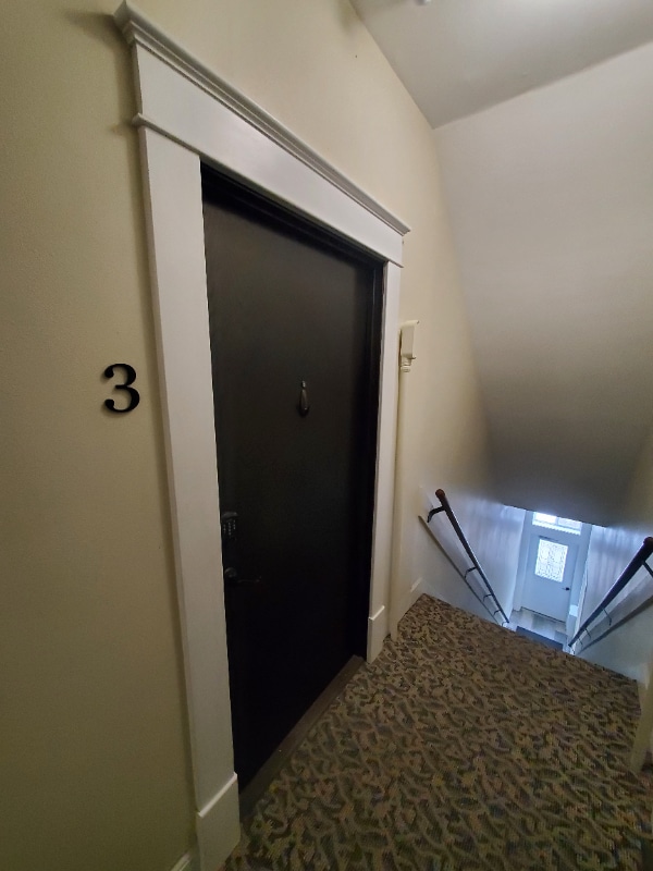 Building Photo - 209 Central Ave