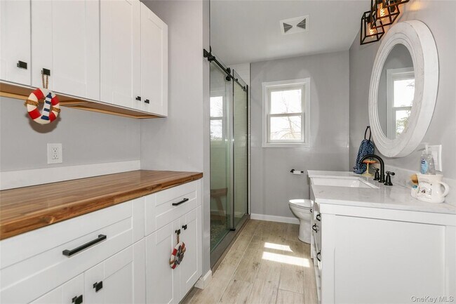 Building Photo - 7 Suffolk Rd