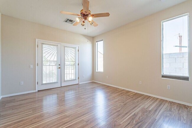 Building Photo - 7602 W Starry Night Ln
