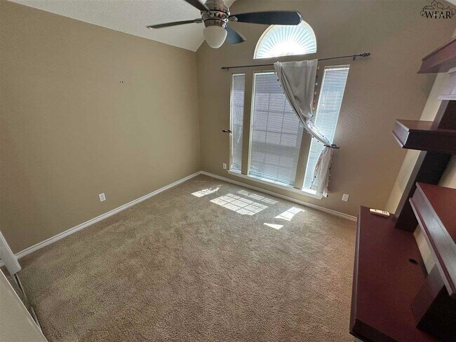 Building Photo - 5312 Pebblestone Dr