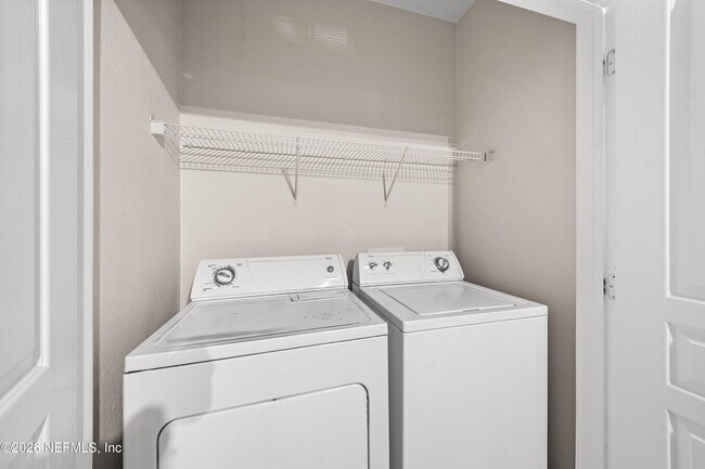 Building Photo - 8290 Park Way