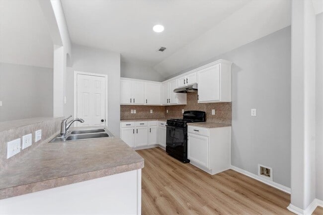 Building Photo - 10051 Williams Field Dr