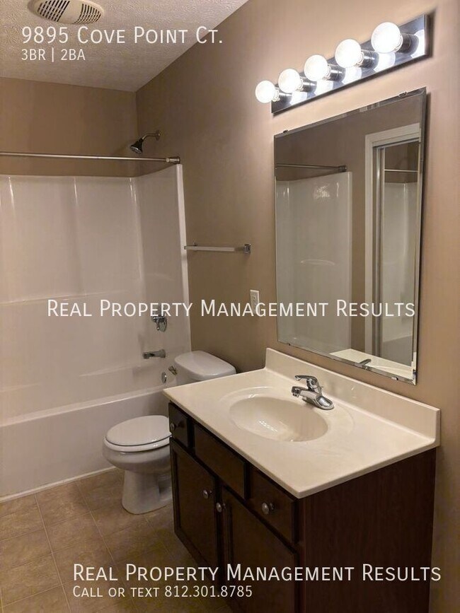 Building Photo - 9895 Cove Point Ct
