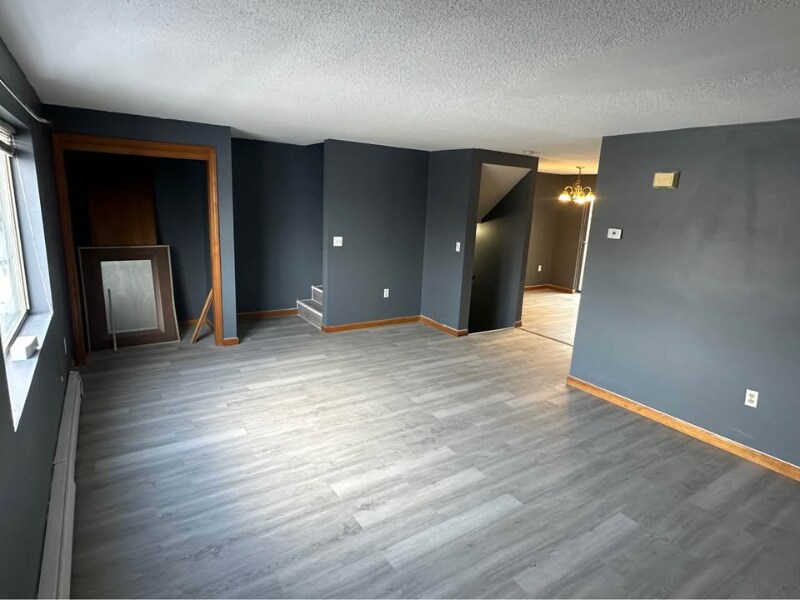 Building Photo - 17 Willis St