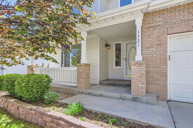 Building Photo - Gorgeous 4 Bed 2.5 Bath Home in Wolf Creek!