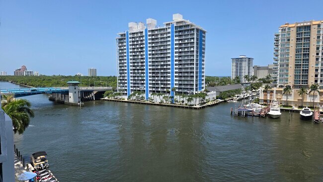 Building Photo - 936 Intracoastal Dr