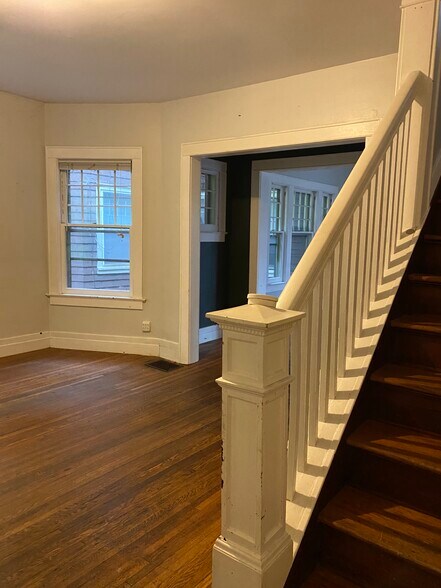 Building Photo - 139 Pinnacle Rd