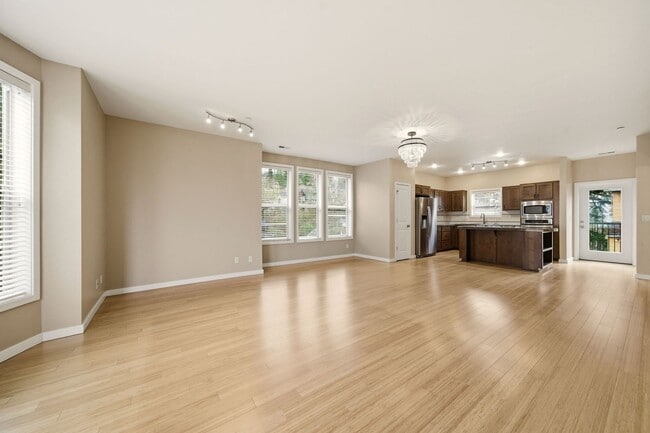 Building Photo - 4104 S Corbett Ave