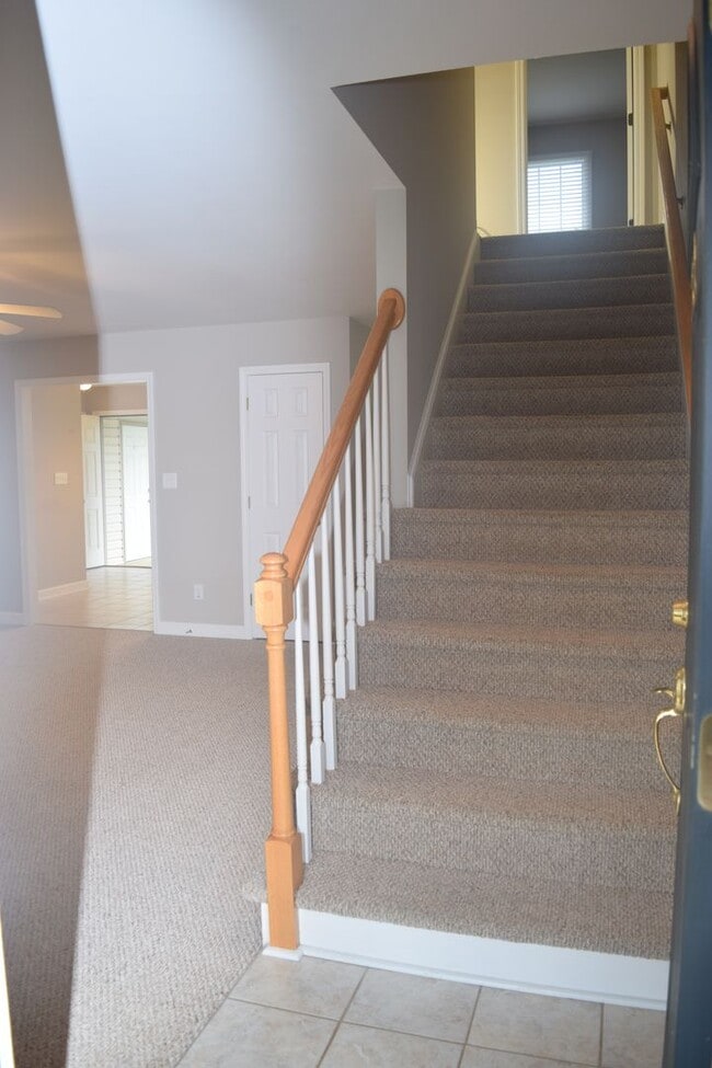 Building Photo - Hollar Duplex Conover