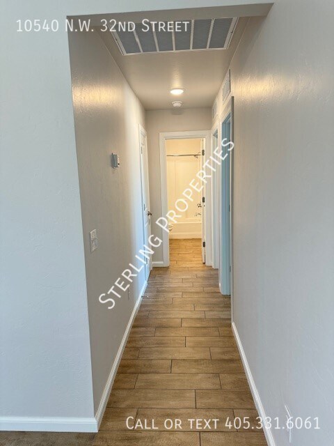 Building Photo - 10540 NW 32nd St