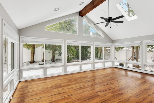 Building Photo - 15 Brookwood Dr