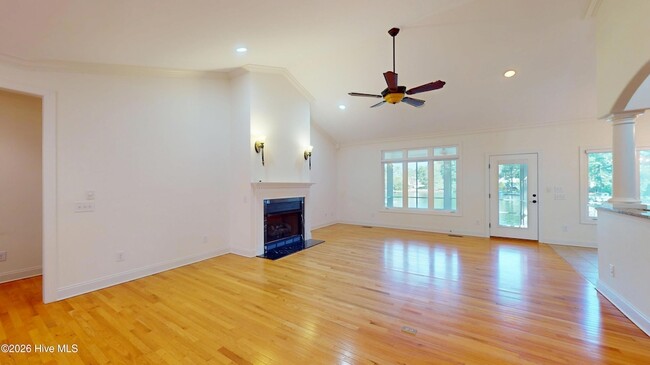 Building Photo - 110 Josephs Point