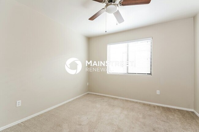 Building Photo - 3 Bedroom Pet-Friendly Home in Tucson, AZ with Main Street Renewal