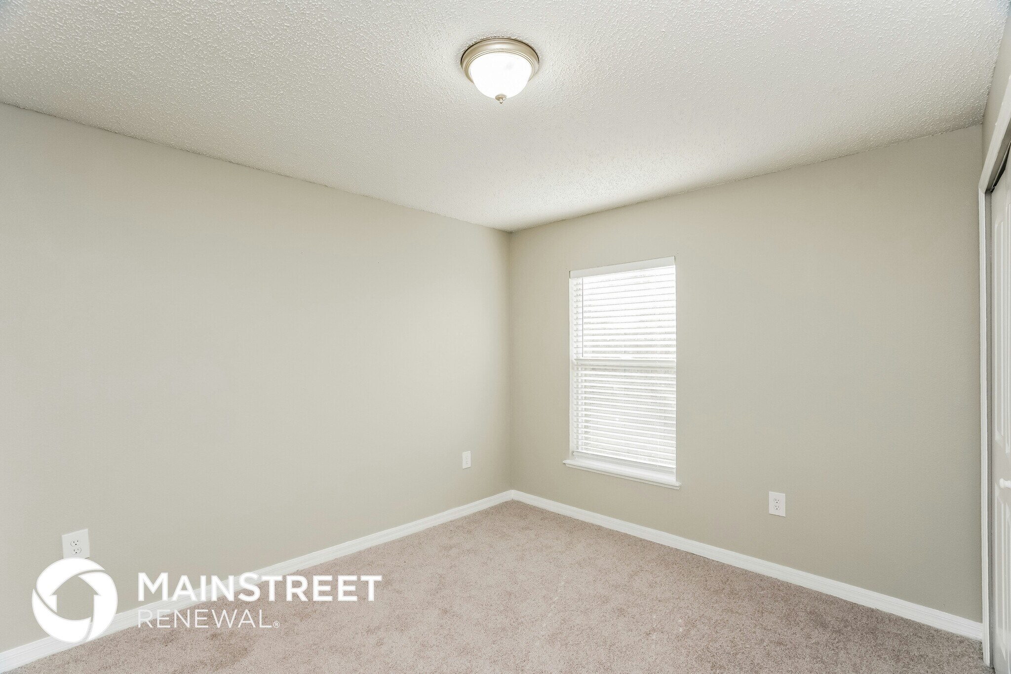 Building Photo - 10401 Opus Dr