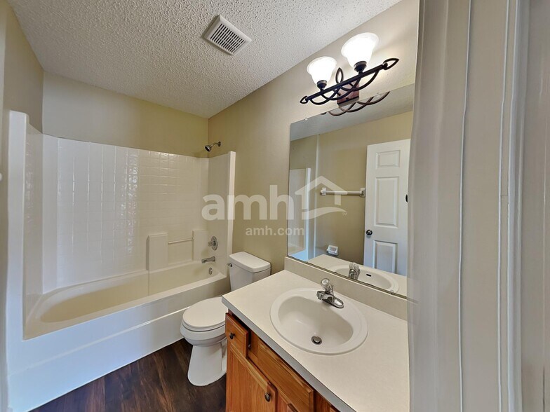 Building Photo - 9125 Fallsmill Dr