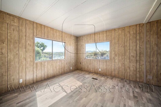 Building Photo - Lovely 2 Bed/2 Bath Manufactured Double-Wide Home In Anza!