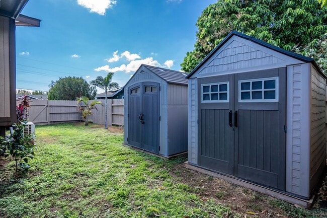 Building Photo - Remodeled 2 Bed/ 1 Bath Main House in North Kihei