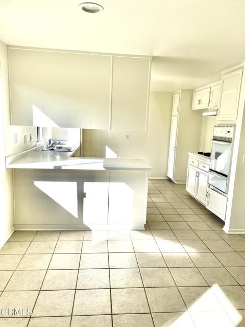 Building Photo - 9401 Petit Ct
