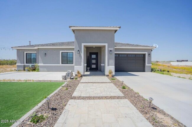 Primary Photo - 12312 S 204th Dr