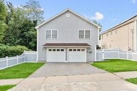 Building Photo - 55 Allen St