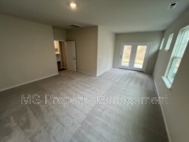 Building Photo - 3024 Findley Rd