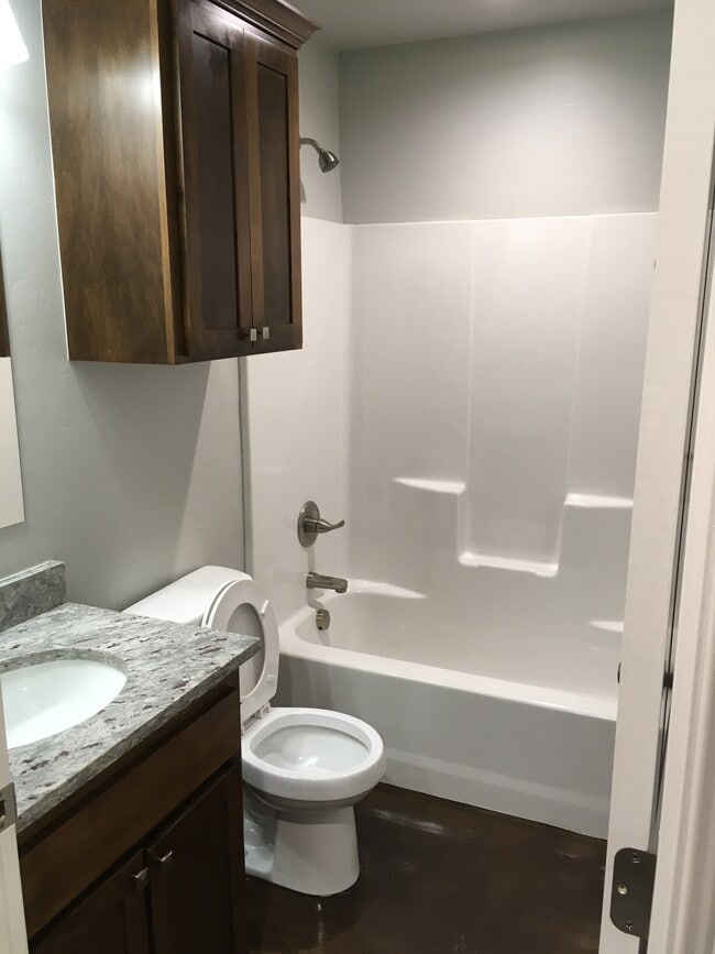 Building Photo - 16065 County Rd 3546