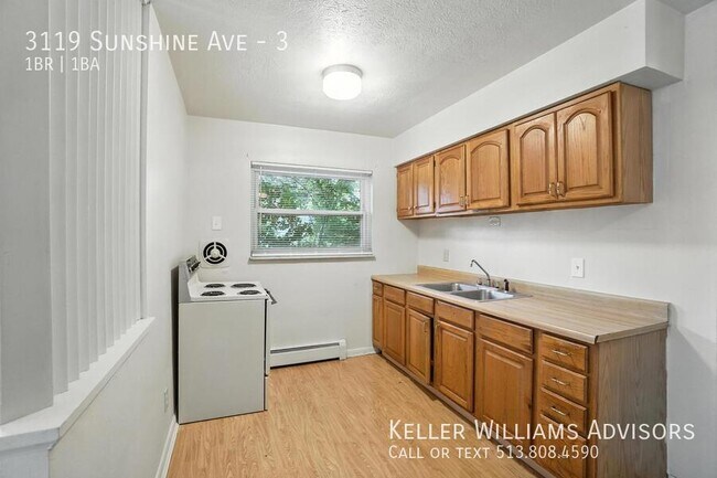 Building Photo - 3119 Sunshine Ave