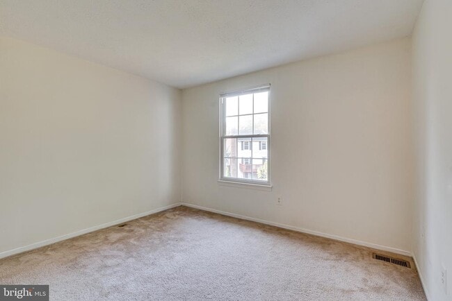 Building Photo - 6518 Alexis Ln