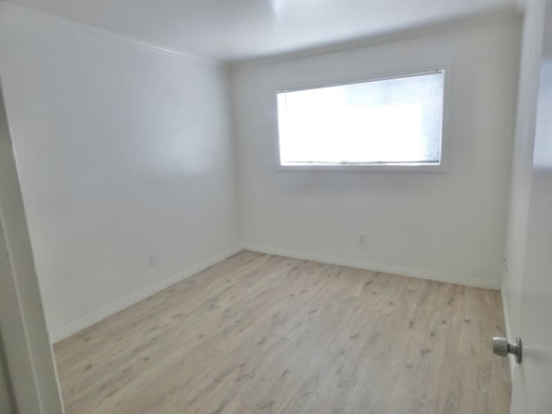 Building Photo - 350 Chestnut Ave