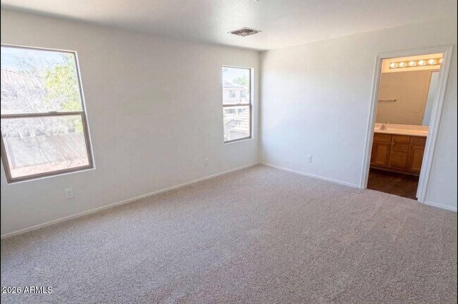 Building Photo - 13976 W Port Royale Ln