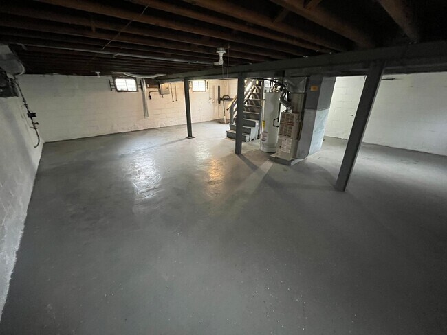 Building Photo - Freshly Renovated Two Bedroom Home Coming ...