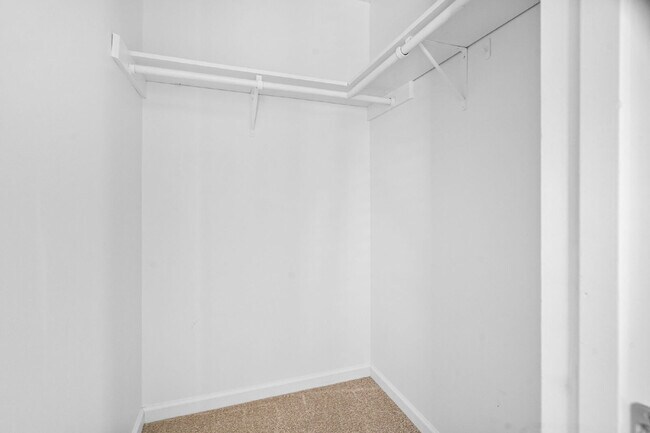Building Photo - Stylish & Fully Updated 2-Bedroom Townhous...