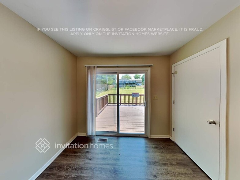 Building Photo - 671 Krenz Ave