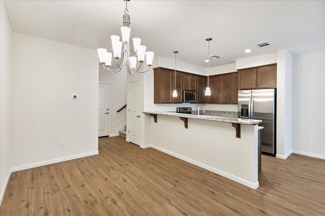 Building Photo - The Sierra - Beautiful 2 Bedroom Luxury To...