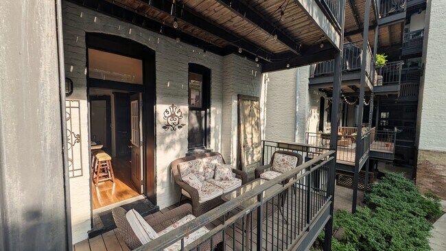 Building Photo - 1707 N Crilly Ct
