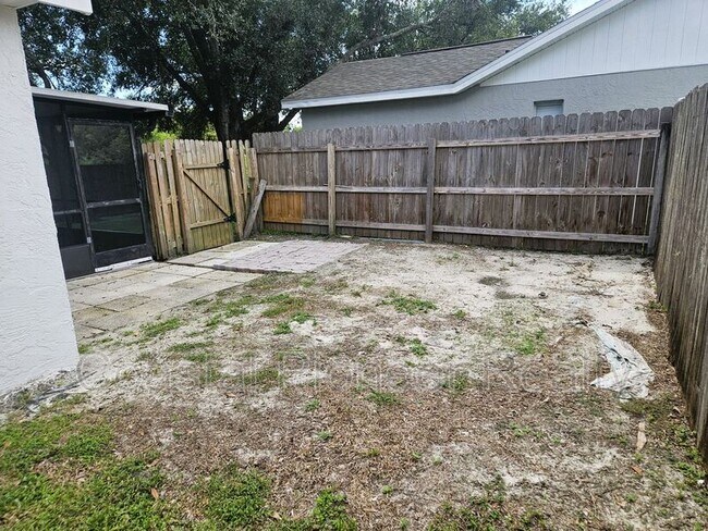 Building Photo - 1407 Mohrlake Dr