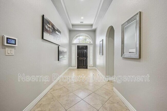 Building Photo - 2423 Rosillos Peak Dr