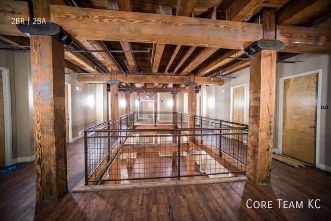 Building Photo - 204 Walnut St
