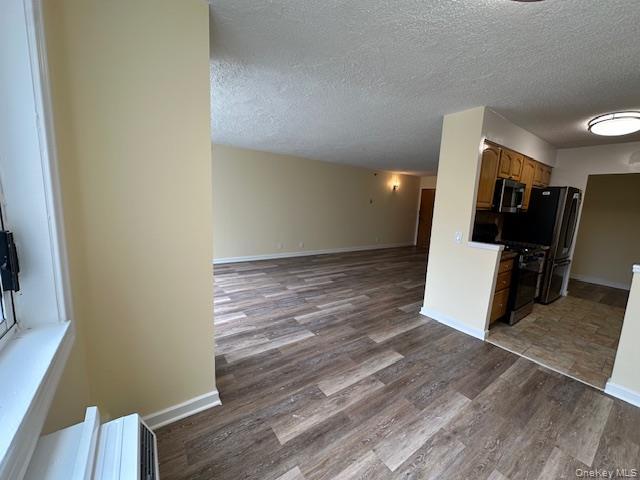 Building Photo - 14 Nosband Ave