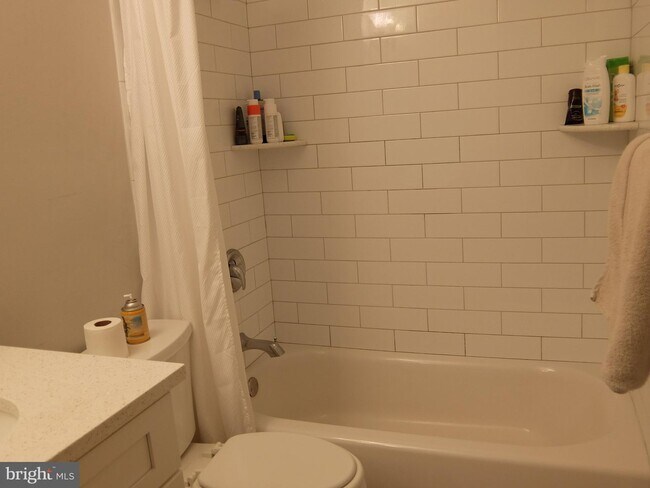 Building Photo - 5307 Ravens Crest Dr