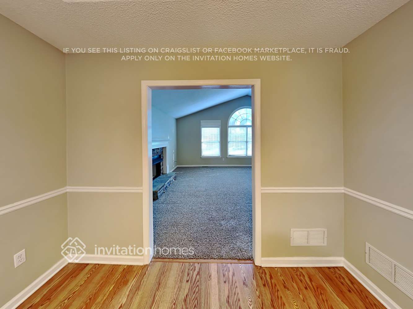 Building Photo - 303 Pamela Pl