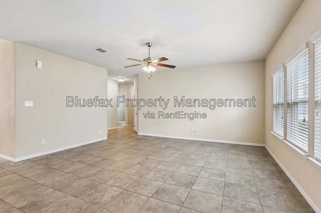 Building Photo - 1807 Golden Maple