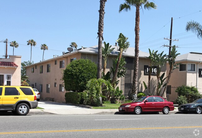 Primary Photo - 1016 Western Ave